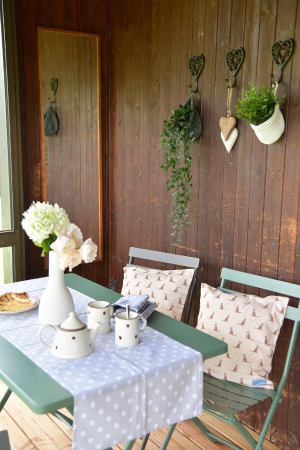 Le Chalet D'Eliot Chevigny  Luaran gambar