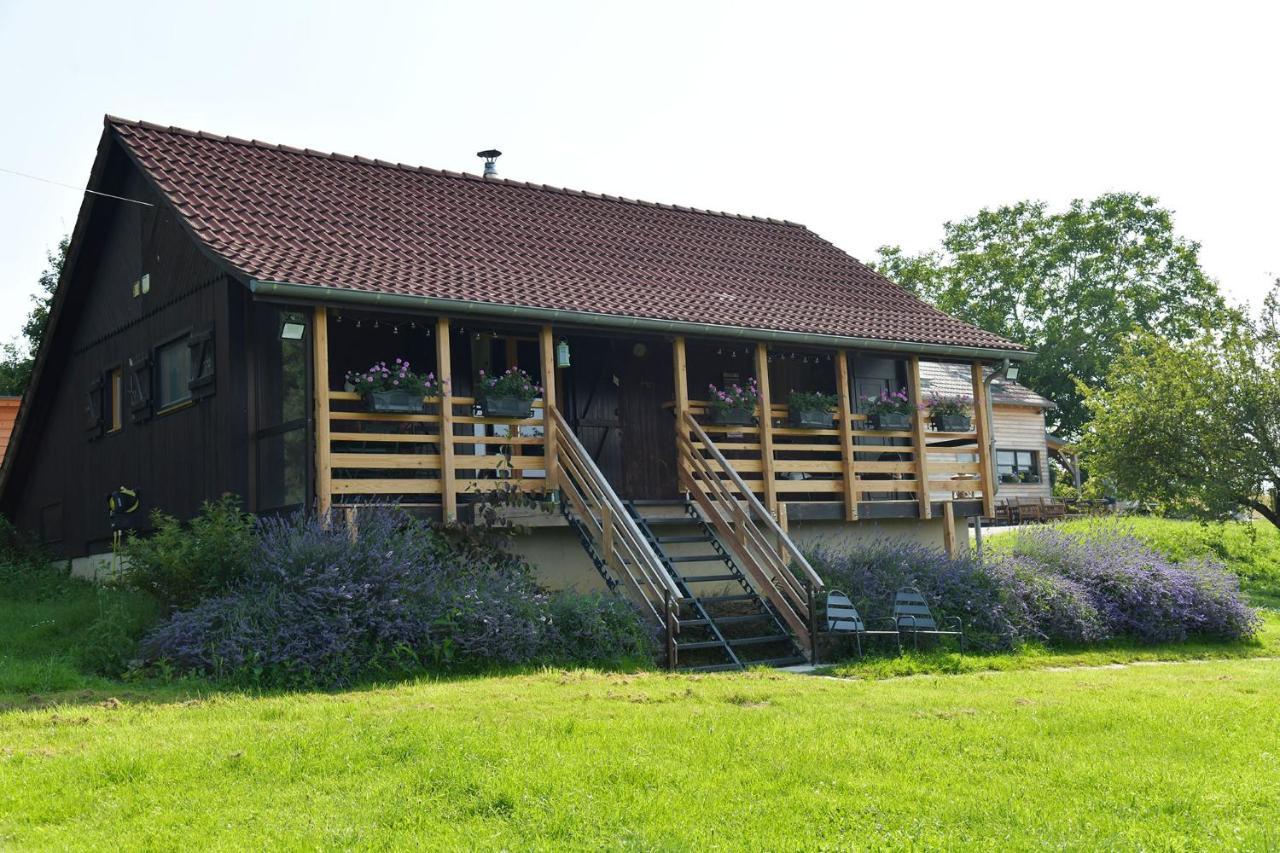 Le Chalet D'Eliot Chevigny  Luaran gambar