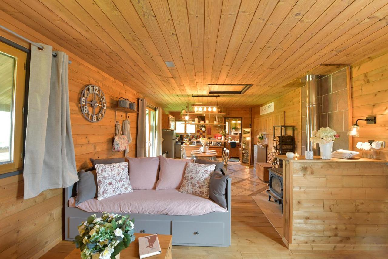 Le Chalet D'Eliot Chevigny  Luaran gambar